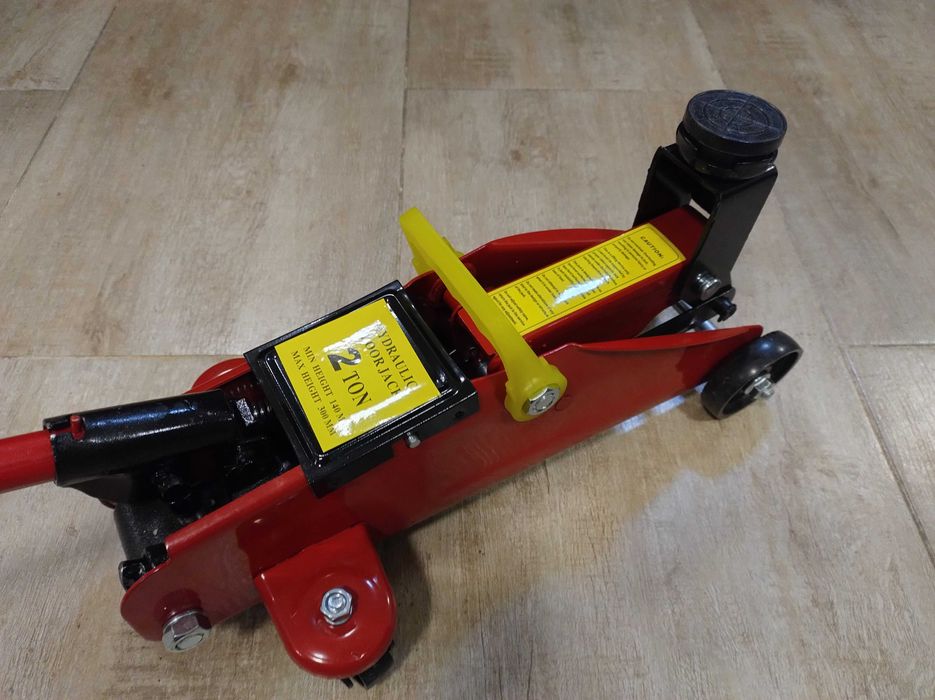 Podnośnik Samochodowy Lewarek Hydrauliczny Żaba 2T