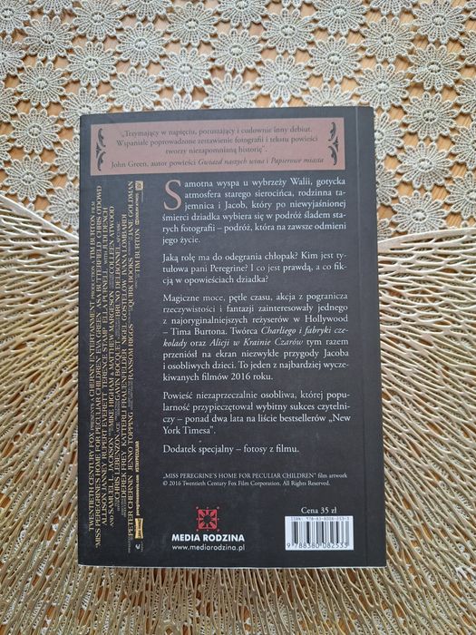 "Osobliwy dom pani Peregrine" Ransom Riggs