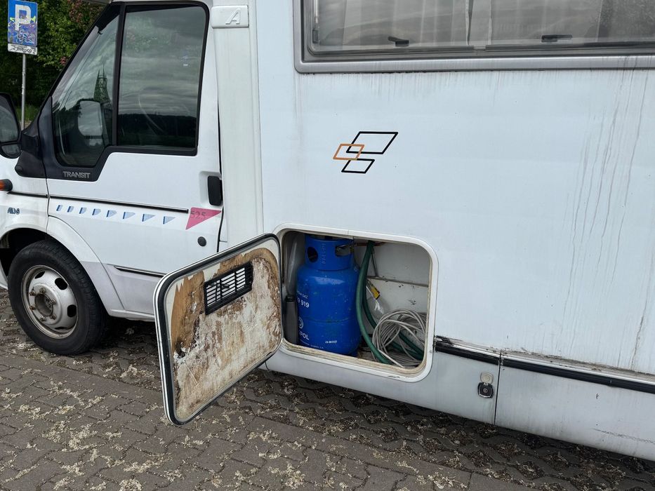Ford Transit  Ford transit AUTOSTAR 5 osobowy