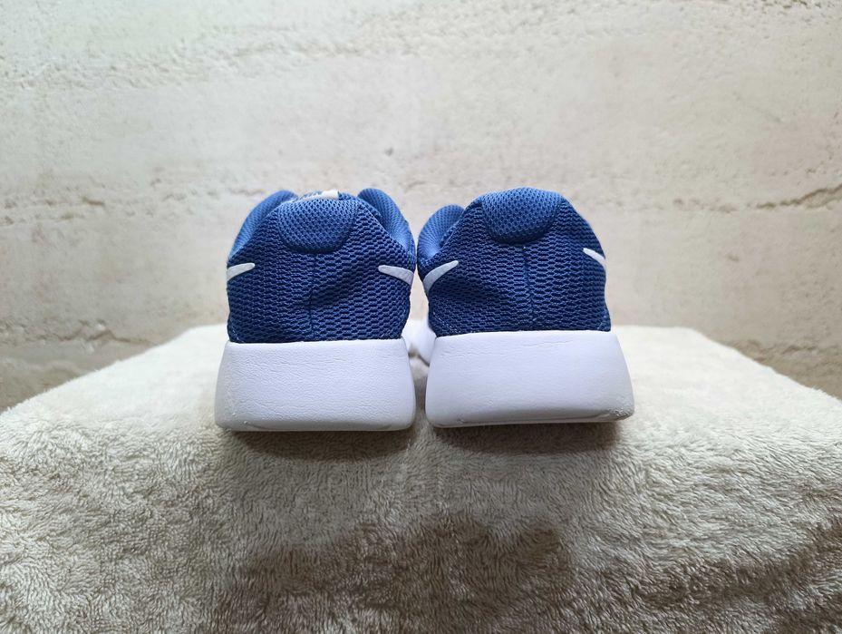 Damskie sneakersy NIKE TANJUN r.36,5 stan bardzo dobry