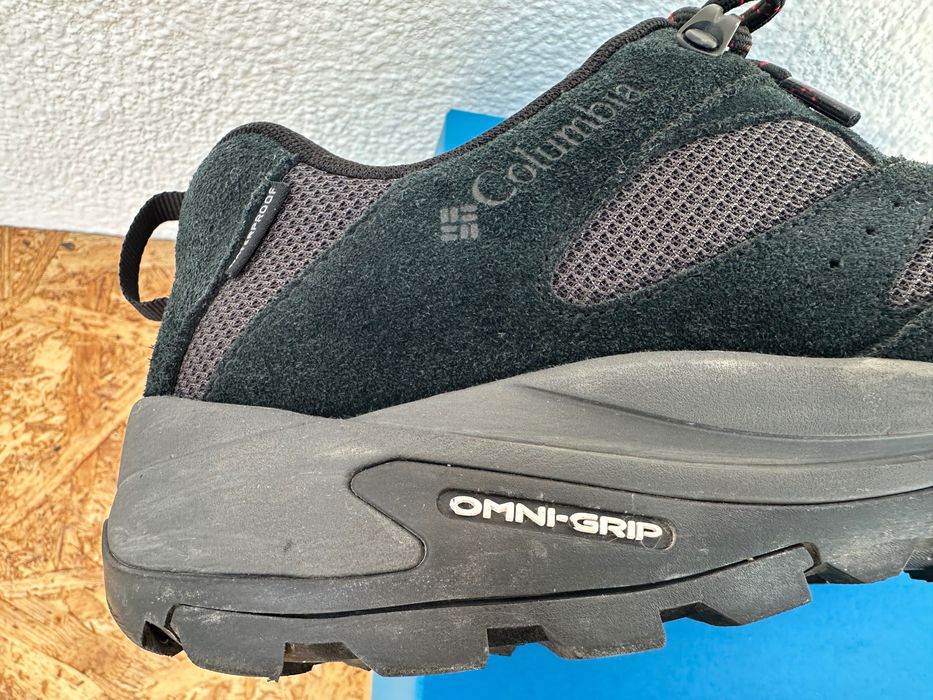 Sapatos Columbia 46