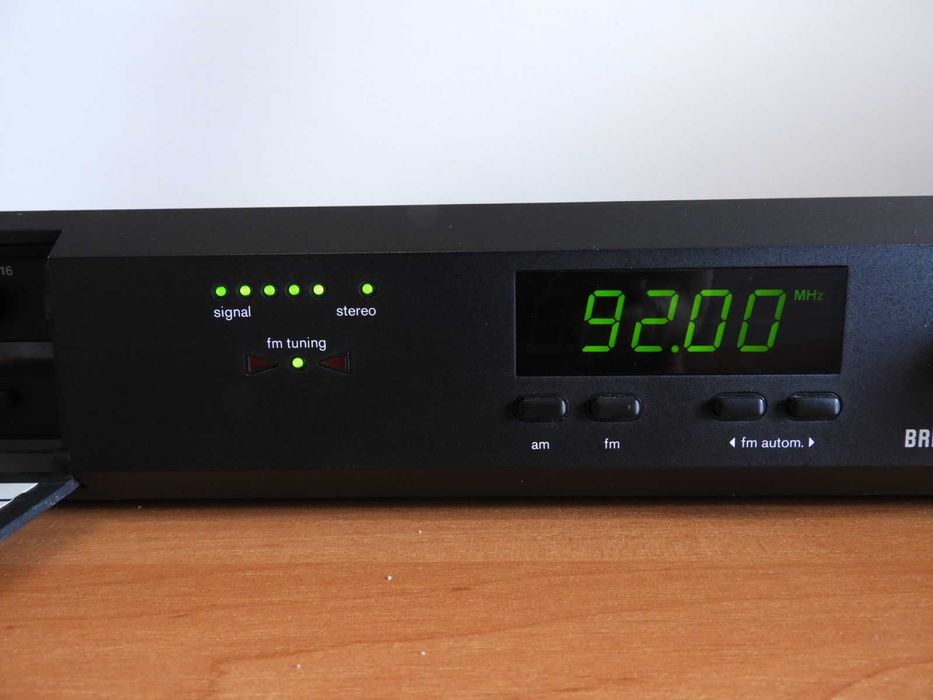 Tuner radiowy radio Braun T2