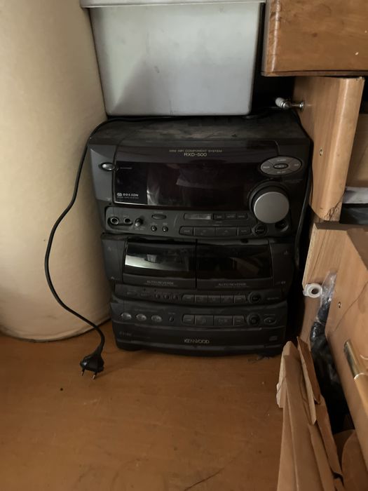 Wieża audio z radiem i cd