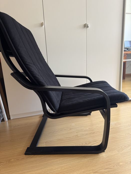 Cadeira preta IKEA