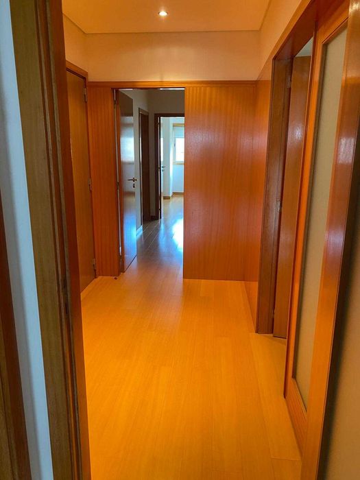 Apartamento T3 para Arrendar - Fraião