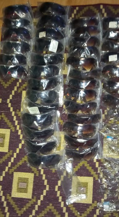 Stock oculos,vendo,sun glasses, bom qualidade