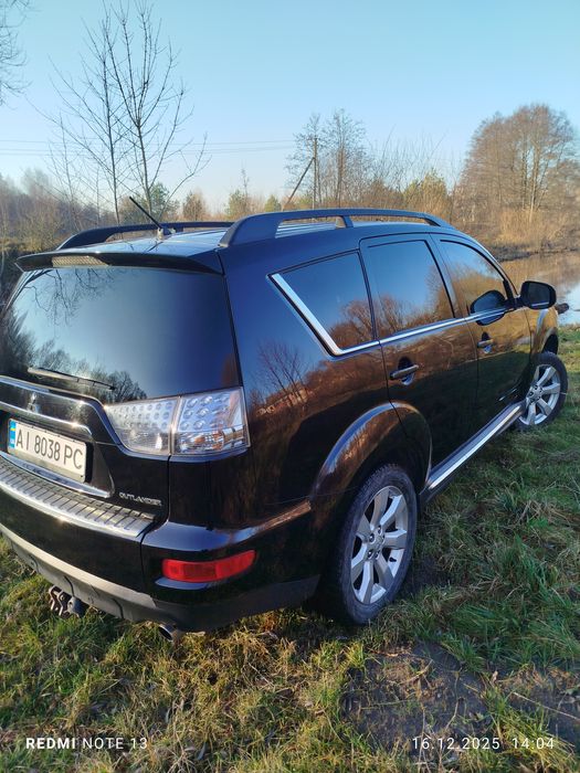 Продам оутлендер 2010р