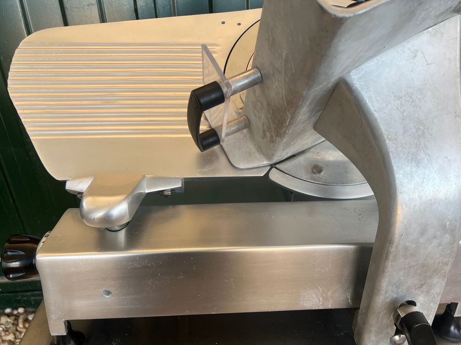 maquina de cortar industrial