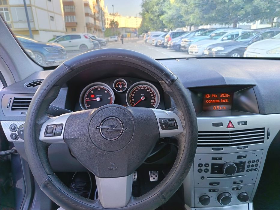 Opel astra 1.3cdti full extras