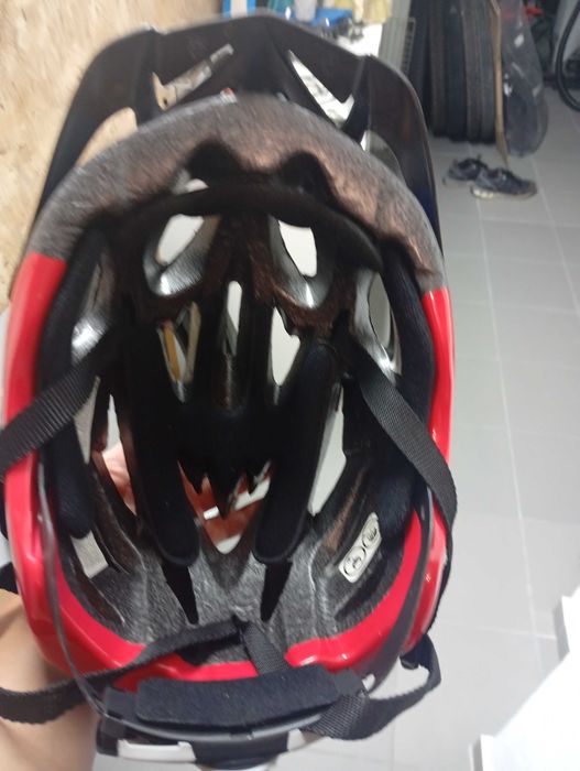 Capacete Berg novo