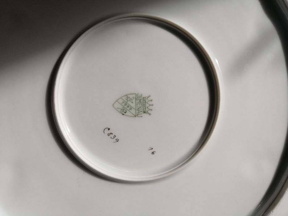 Stara piękna porcelana