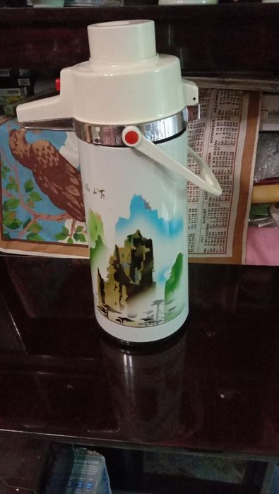 Продам китайский термос