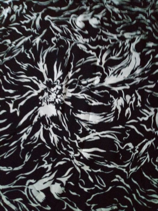 Tkaniny ubraniowo-sukienkowe