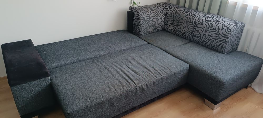 Naroznik z funkcją spania