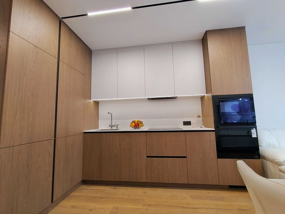 ЖК Варшавський 2, 2к квартира з шикарним ремрнтом. Олександра Олеся 5.