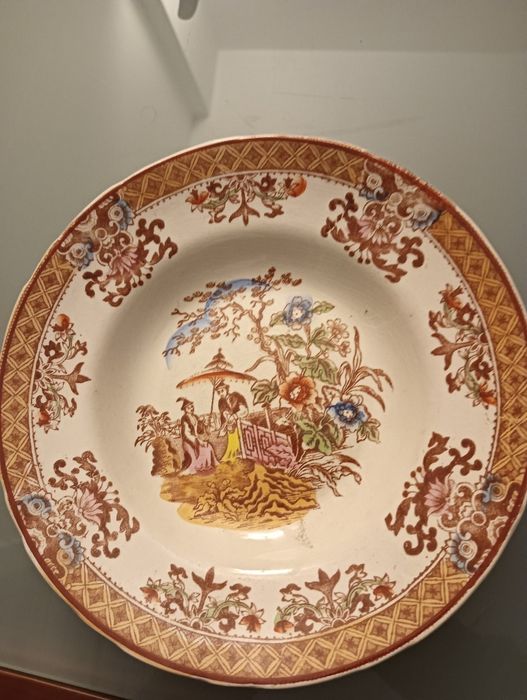 Porcelana Antiga e Rara	Prato fundo - Chinez	GILMAN & C.ta  SACAVÉM*