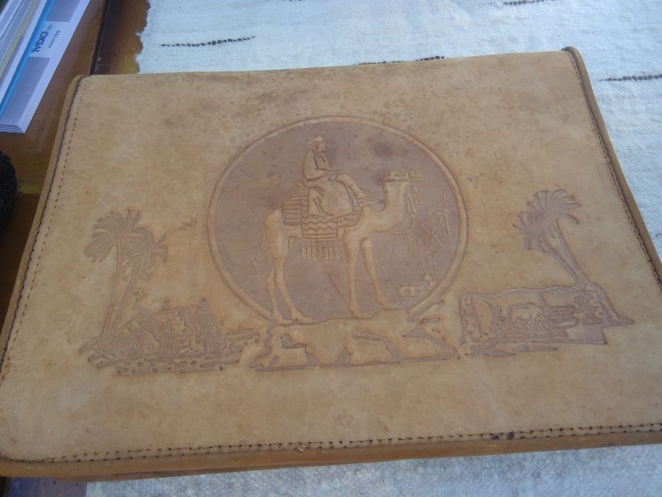 Pasta em Couro c/ espelho