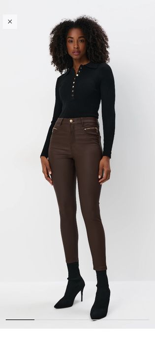 MOHITO r. 38 woskowane skórzane spodnie brązowe czekoladowe skinny