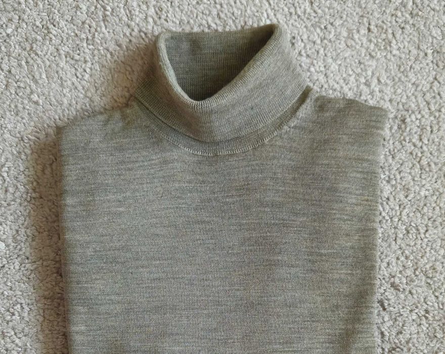 Golf H&M Premium beżowo-szary melanż, 100% wełna merino, roz. M