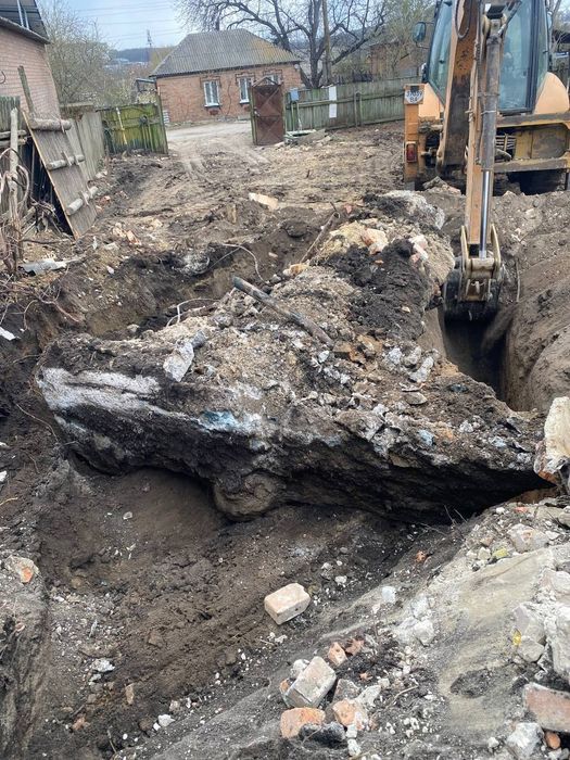 Демонтаж під ключ Кропивницький. Знесення будівель, демонтаж фундаменту, бетону, покрівлі. Розчищення ділянки. Вивіз будівельного сміття