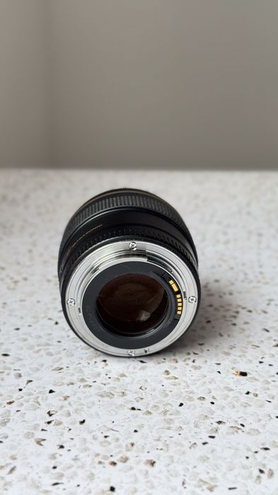 Obiektyw Canon EF 85mm f/1.8 USM