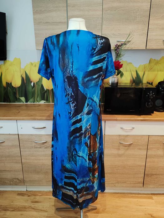 Lekka śliczna niebieska sukienka midi rozmiar ok 44 poliester