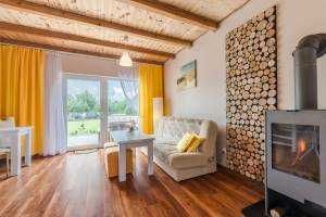 Domki Zacisze Czarny Młyn z Jacuzzi k. Jastrzębiej Góry