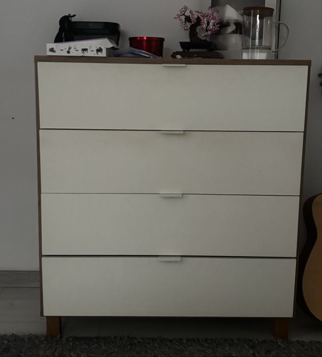 Komoda biało-drewniana Vox