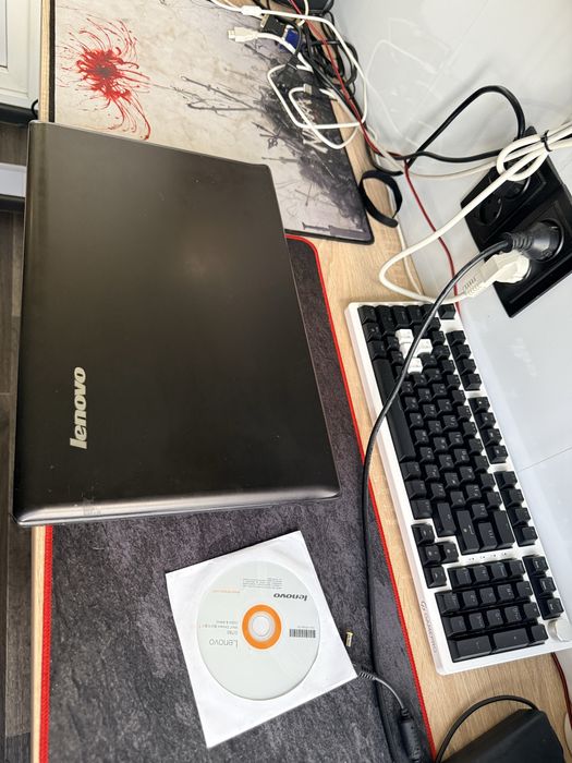 Ноутбук великий потужний Lenovo  intel+ddr 8gb+ssd 256гб+nVidia 2 gb