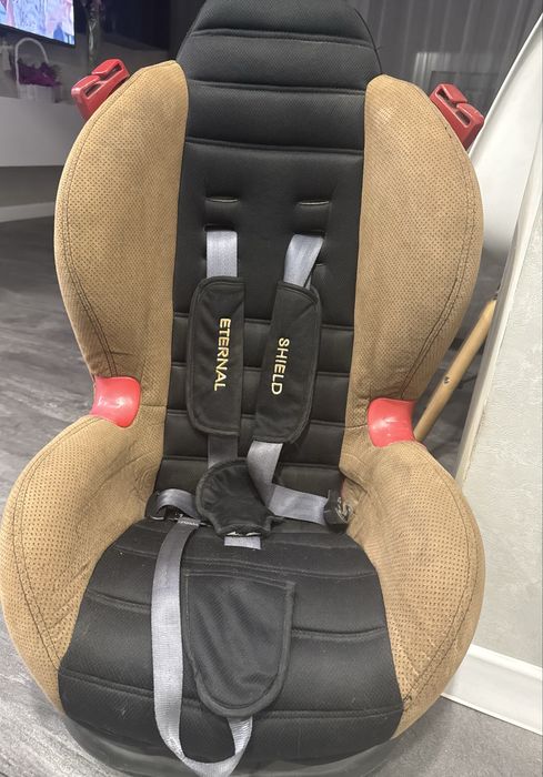 Автокрісло 9-25 кг