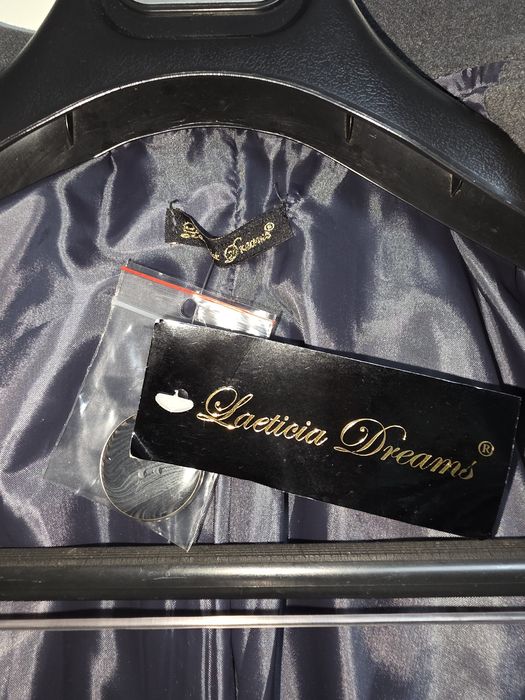 Laeticia Dreams płaszcz roz.36 (S) taliowany , elegancki, kobiecy