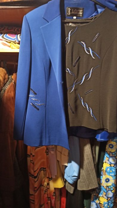 теплий халат, розмір М , та інші