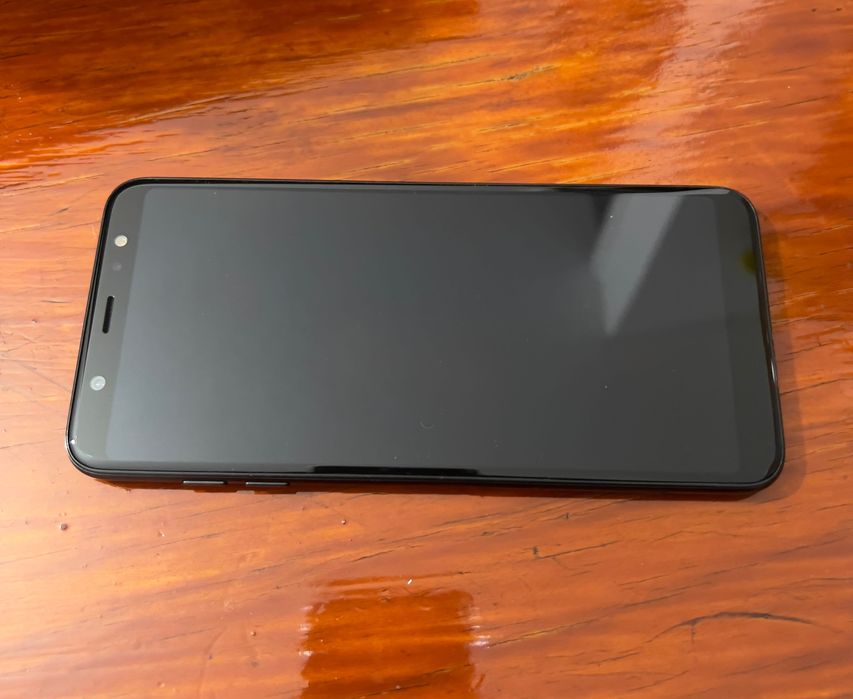 Telemóvel Samsung A6+