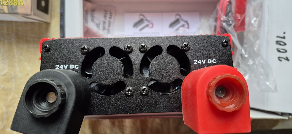 Инвертор 2000 w.24volt