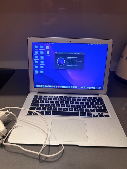 MacBook Air 13” i7 256 GB