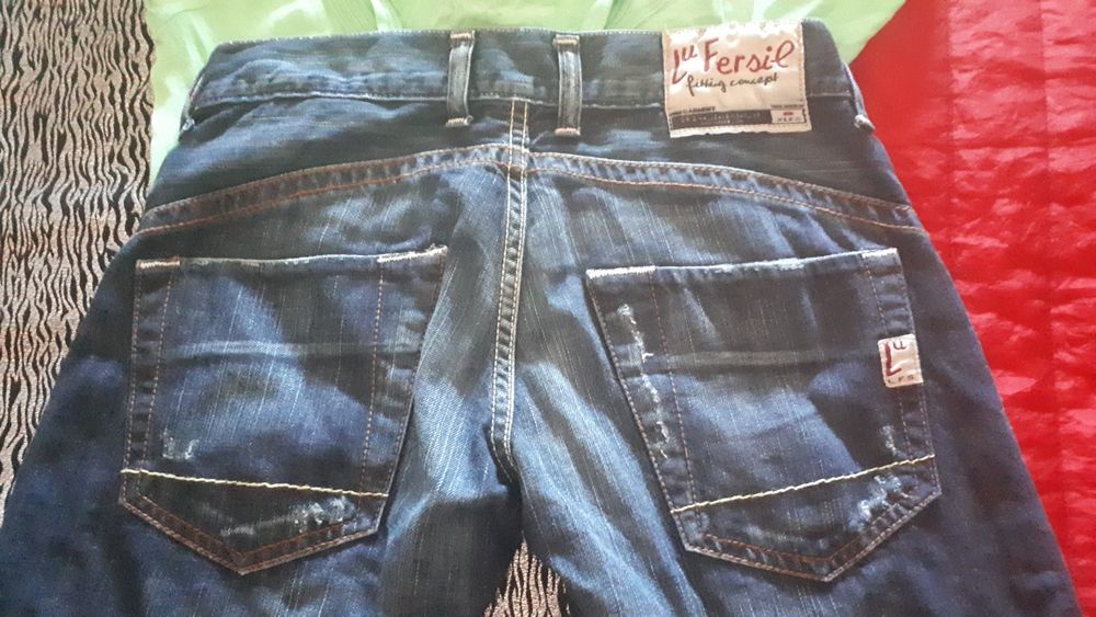 Top e calção de ganga