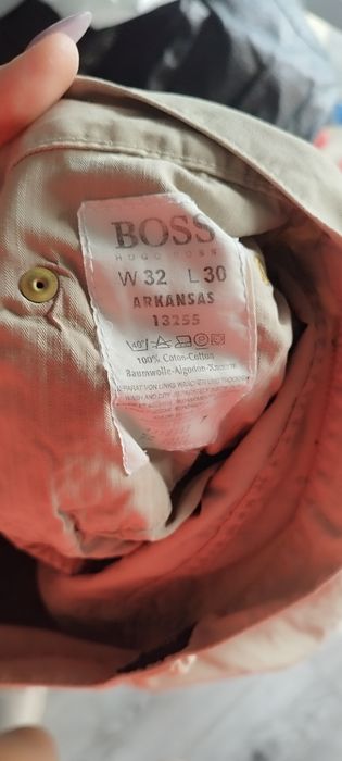 W32 L30 Hugo Boss spodnie beżowe męskie