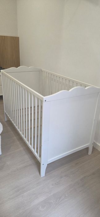 Berço ikea branco + colchão de oferta