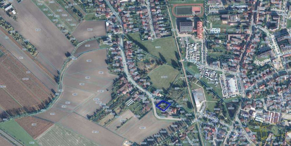 sprzedam działkę pod zabudowę mieszkaniową