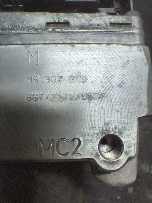Насос ABS mitsubishi carisma ,Citroën Évasion,Peugeot Partner ,Volvo40