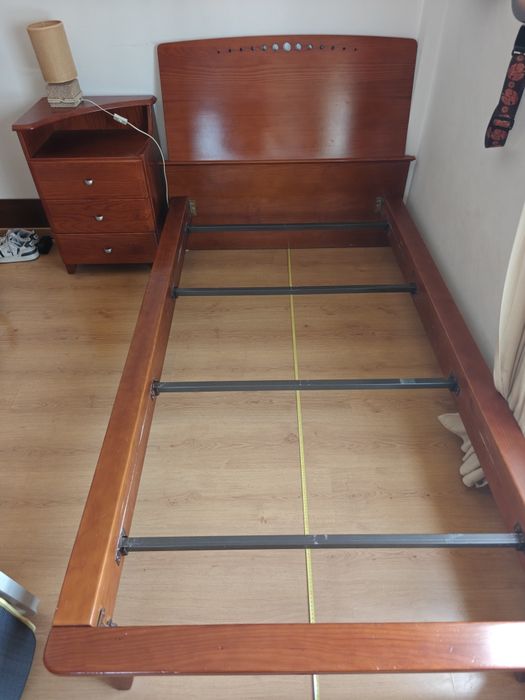 Mobília de quarto solteiro - Cerejeira