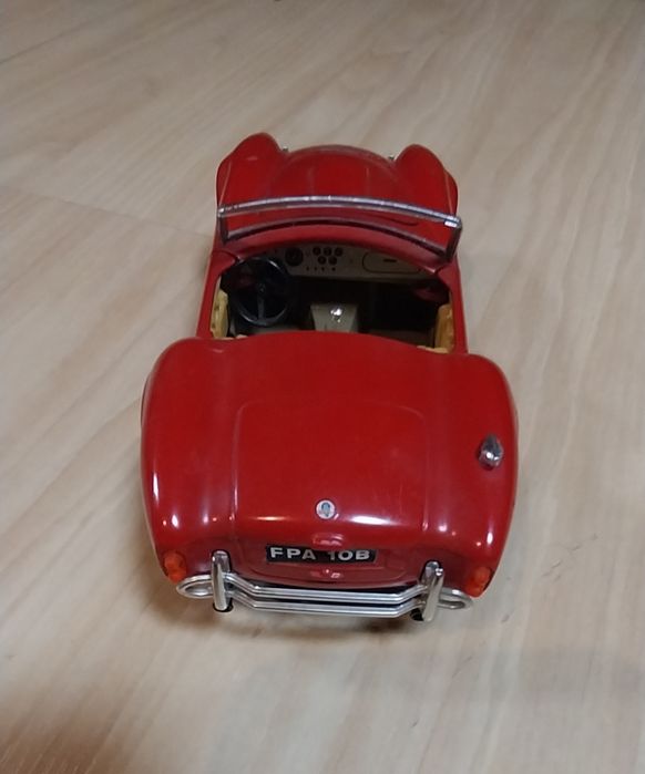 Miniatura antiga Burago Ford AC Cobra escala 1/24