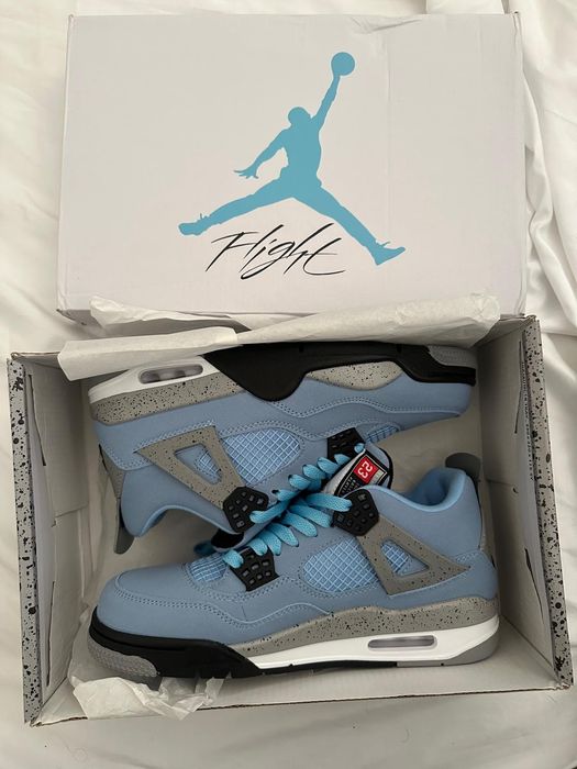 Sapatilhas Jordan 4 University Blue 41/42