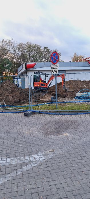 Usługi koparką minikoparką