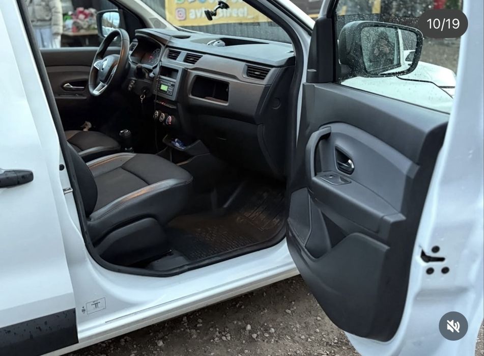 Авто Renault Express 2022