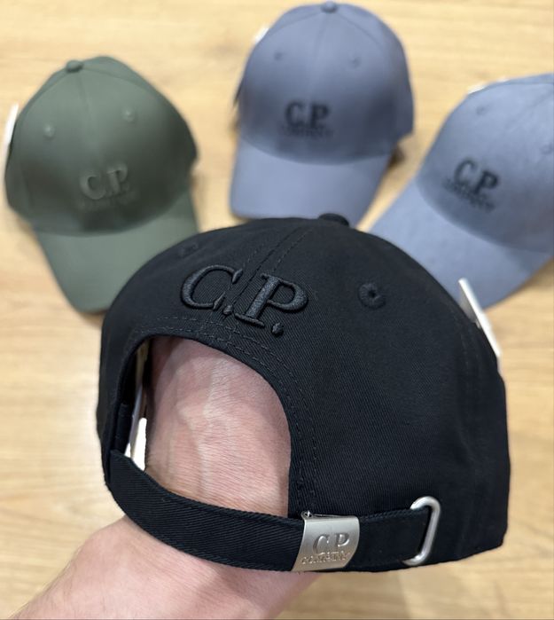 Кепка cp company Розпродаж