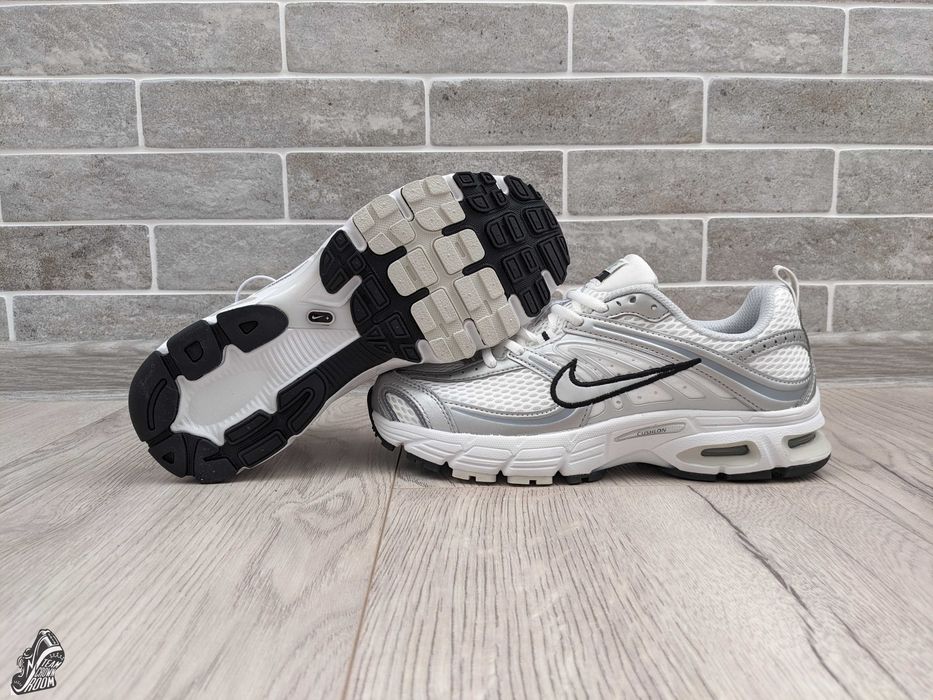 Кросівки жіночі ЛІТО Nike Air Max Moto 2K \ Найк Аир Макс Мото 2К \ розмір 37 - 41