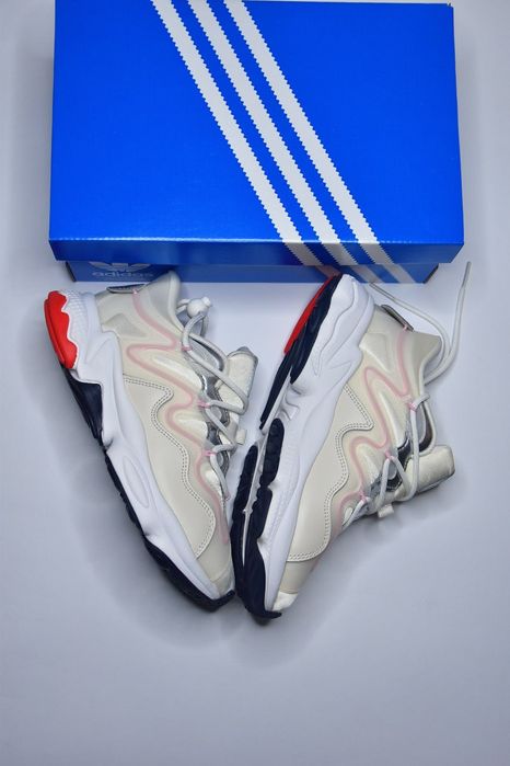 Жіночі Кросівки Adidas OZWEEGO Plus(37,38,39,40,41)