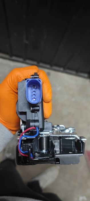 Fechadura Auto Nova