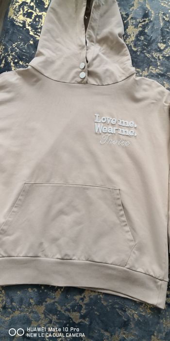 Bluza z kapturem damska.